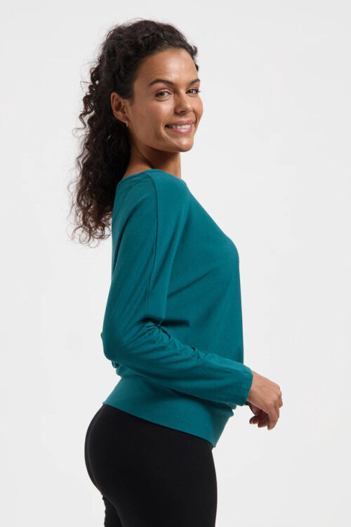 Urban Goddess Budhi Long Sleeve Yoga Top - Seamoss